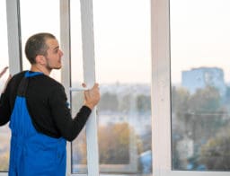 Műanyag ablakcserével energiahatékonnyá korszerzűsííthető az ingatlan.