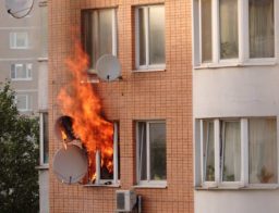 Lakásbiztosítás felmondása előtt történt tűzeset, a biztosító fizetni fog