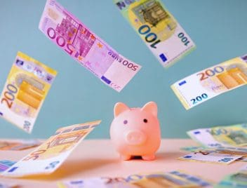 euró, malacpersely, Leghamarabb 2033-ban lehet itthon euró