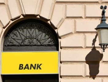 Bankfiók homlokzata